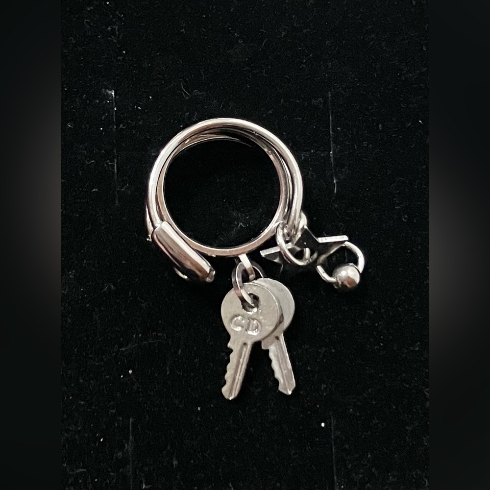 Dior Vintage Hardcore Safety Pin Star Key Ring Set - Picture 5 of 10